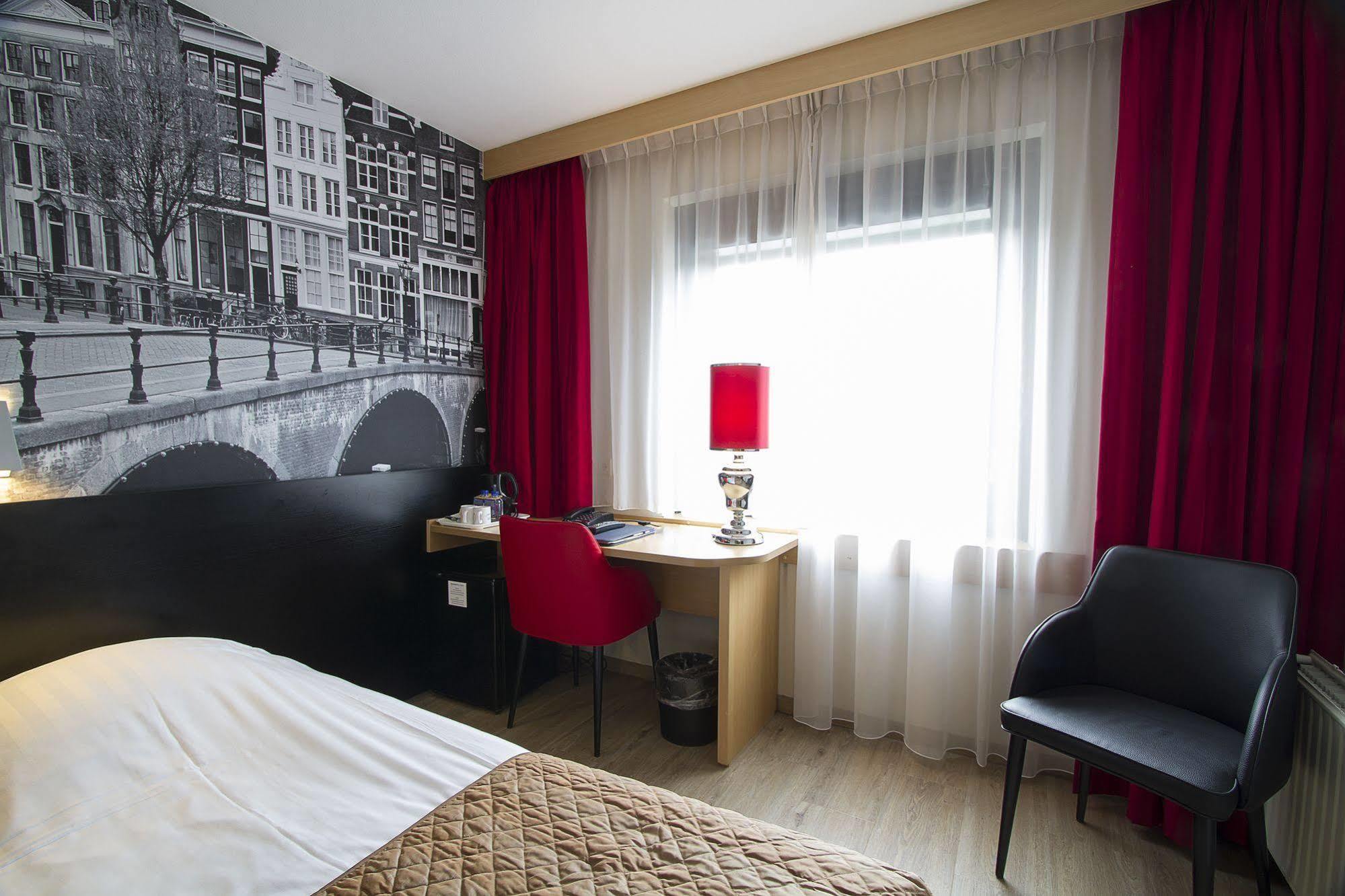 Bastion Hotel Schiphol Hoofddorp Exteriér fotografie